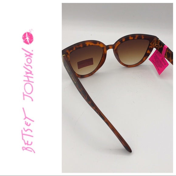 NEW BETSEY JOHNSON LEOPARD SUNGLASSES - Picture 2 of 7